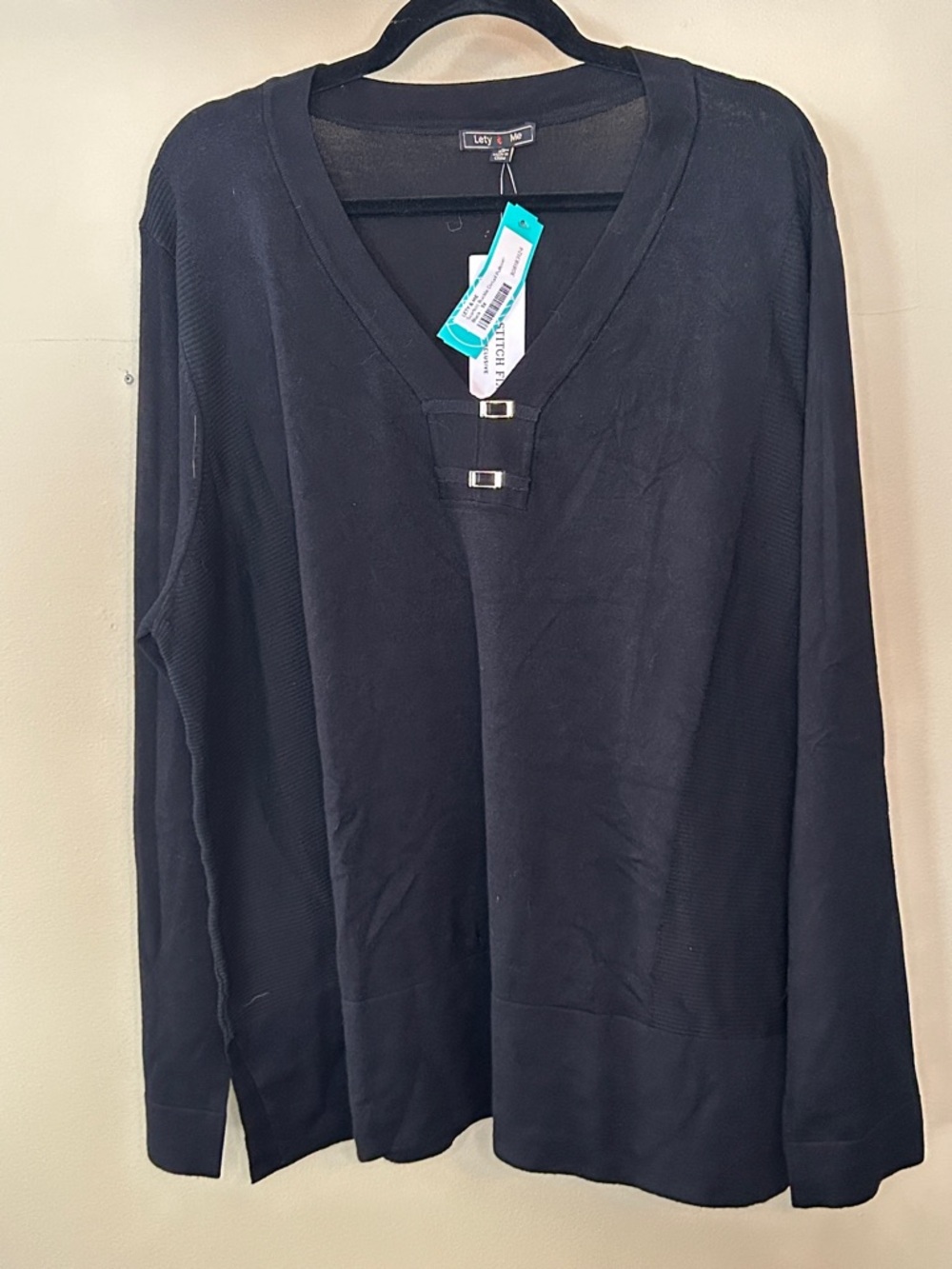 Black Long Sleeve V-Neck Sweater